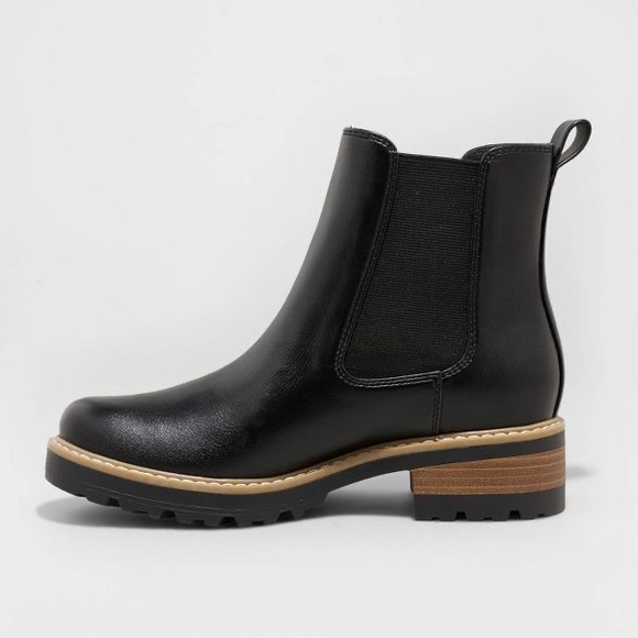 Womens Celina Water Repellant Chelsea 